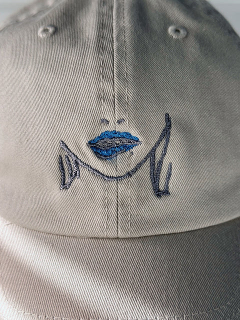 itabamoe '' Lips '' CAP